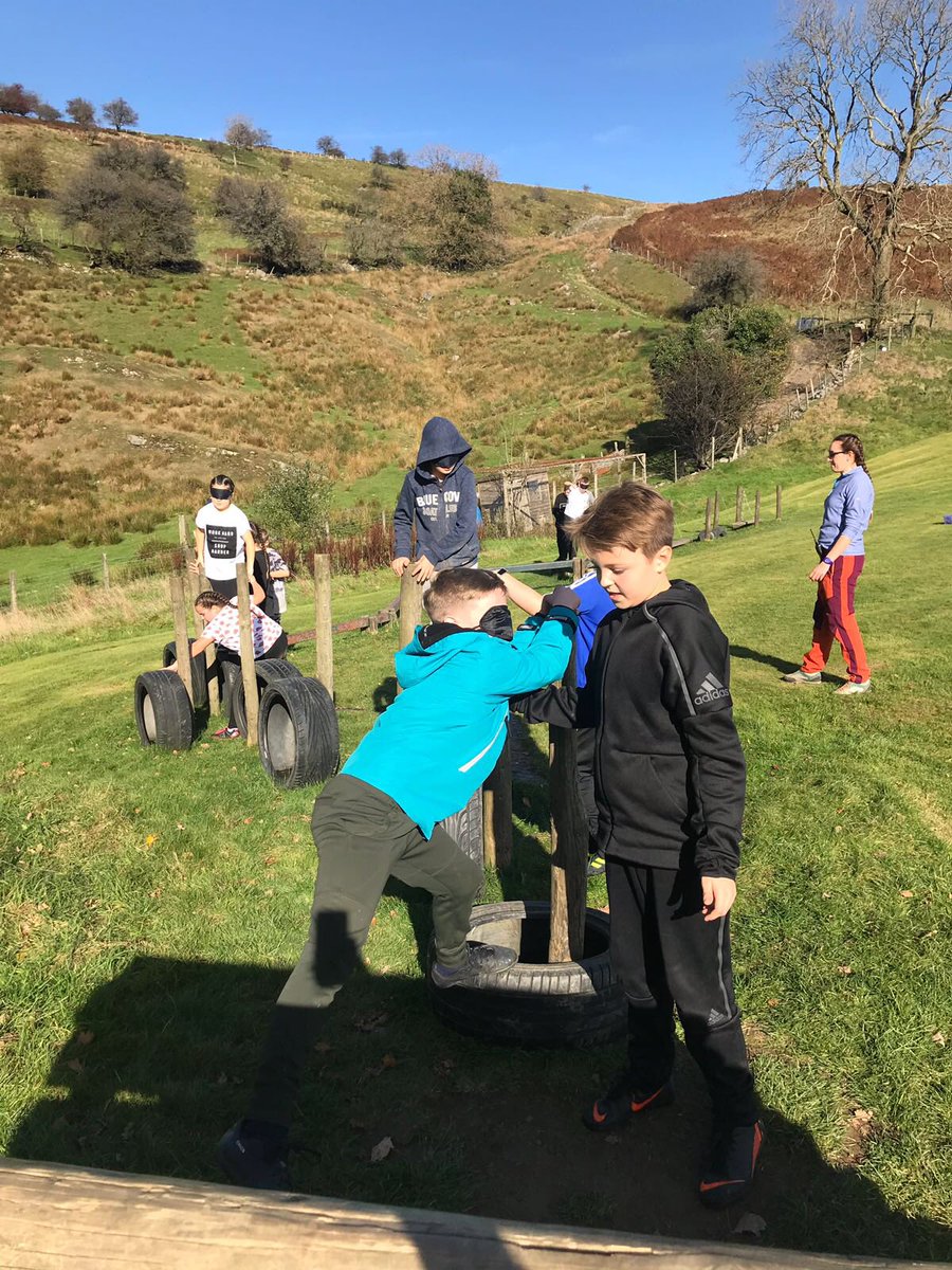 marys_rc's tweet image. Team building activities @Illtyds_rc #resilientlearners ☀️🍂#developingconfidence