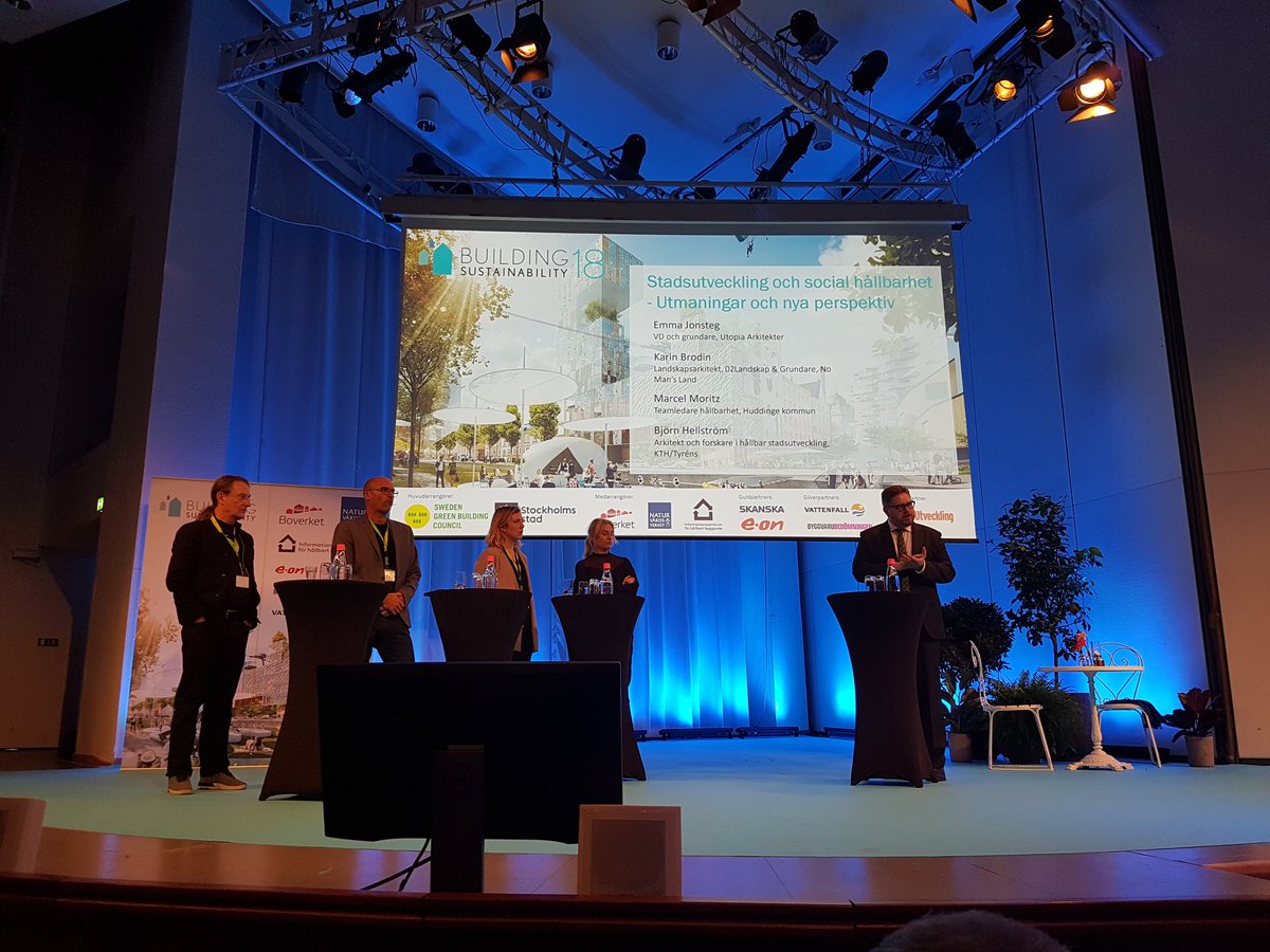 Maria Pleiborn (@mariapleiborn) on Twitter photo "Ingen i kommunen har ansvar för att se till att alla målgrupper får tillgång till en bostad och på riksplanet saknas en socilal bostadspolitik" <a href="/EmmaJonsteg/">Emma Jonsteg</a>
på #buildsust18 "Ingen i kommunen har ansvar för att se till att alla målgrupper får tillgång till en bostad och på riksplanet saknas en socilal bostadspolitik" <a href="/EmmaJonsteg/">Emma Jonsteg</a>
på #buildsust18