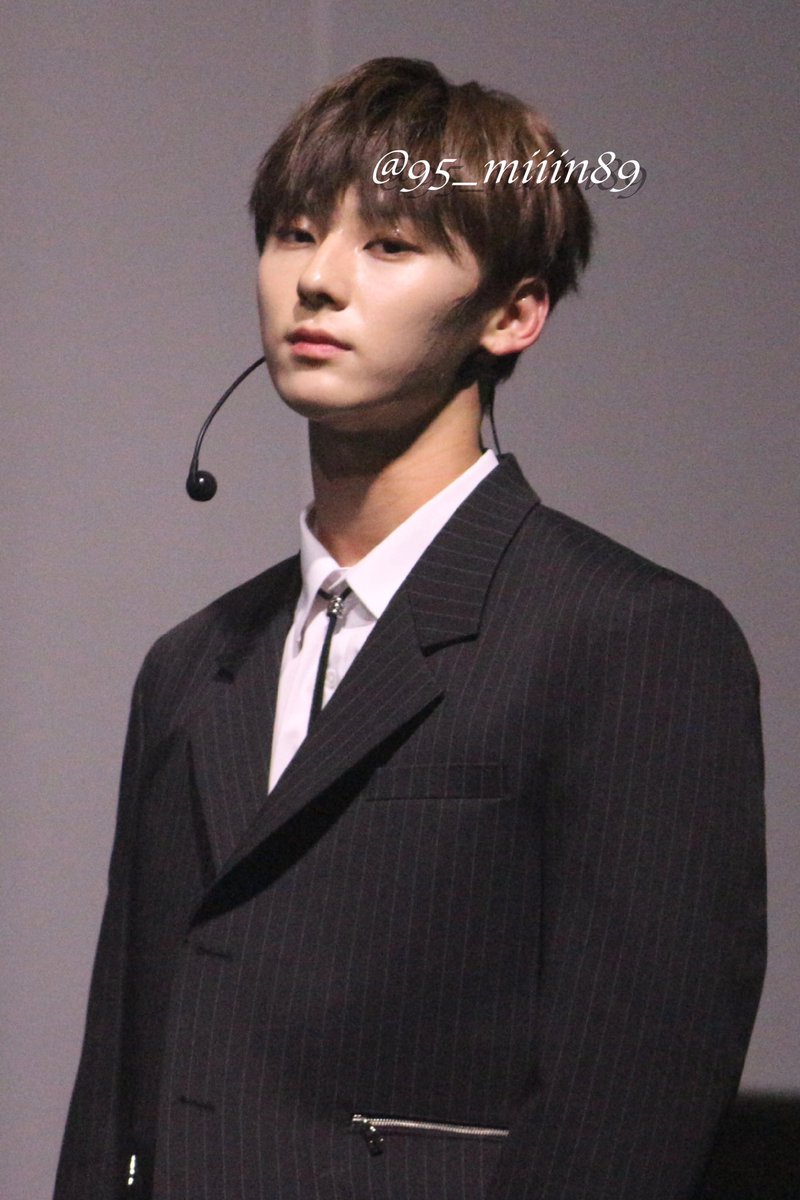 95_miiin89's tweet photo. 181021 기부콘🦊💝 
 #민현 #황민현 #MINHYUN https://t.co/NpxFobqR44