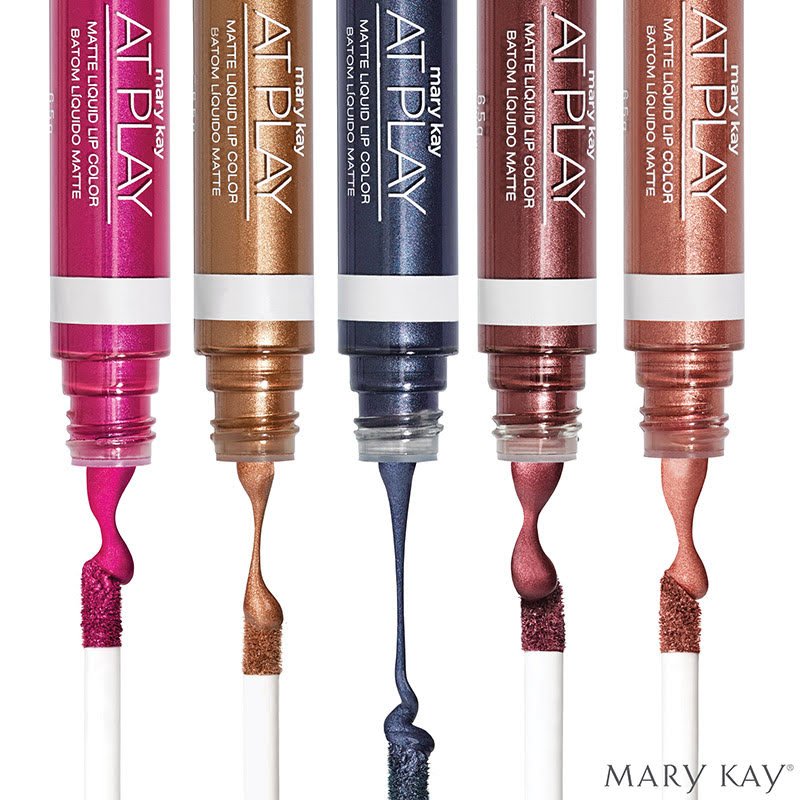 MaryKayUK's tweet image. Perfect for the holiday season and Halloween looks, it's the NEW #MKAtPlay Metallic Liquid Lipsticks. Try out the trend this season 💋