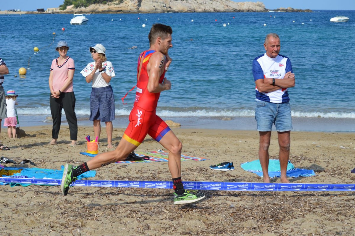 camilopuertas's tweet photo. SUBCAMPEÓN EUROPA ÉLITE DUATLÓN CROS ‼️
Cuando sale todo el trabajo a relucir... 🤟
Gracias a los que lo hacen posible 🙌
#TeamDEZA #INASOR #TopolinoPizzeria https://t.co/zXFAkAZRiW