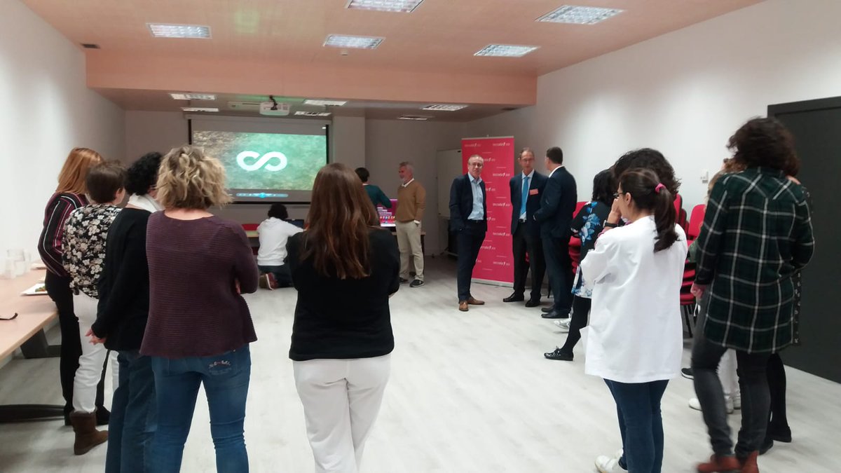 tecnalia's tweet photo. #MindFoodLand : alimentación más EQUILIBRADA y SOSTENIBLE
HOY ▶productos a base de #MateriasPrimas de origen vegetal que se están desarrollando para #MaquinasDeVending
https://t.co/nYsKs7uqoF https://t.co/YEhqqxwBXq