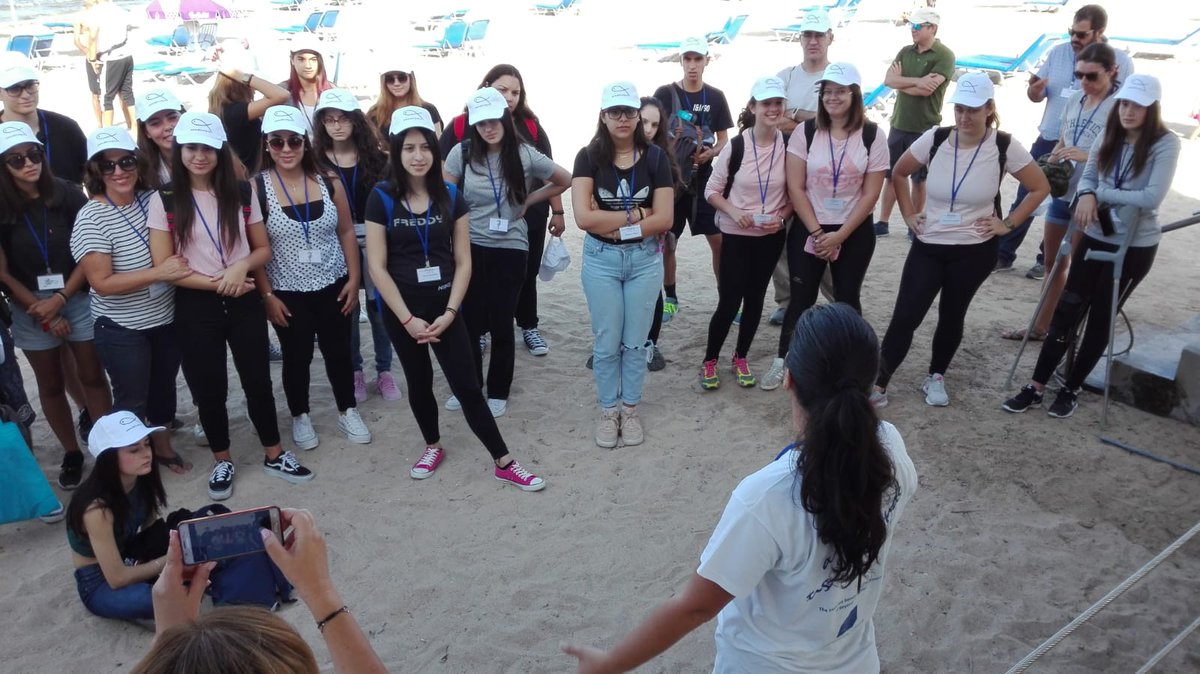 europa_Aguilas's tweet photo. Desde el lunes 22 al viernes 26, cinco alumnos y dos profesores del @europa_Aguilas participan en Chipre en el segundo encuentro del proyecto Erasmus + Marine Litter Awareness, junto a alumnos de Italia y Portugal. https://t.co/st3Ssz9m00