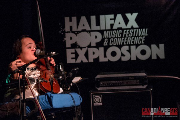 Our <a href="/bravenewworlddd/">Shayla</a> covered @giannamuses &amp; @GaelynnLea for <a href="/HalifaxPopX/">Halifax Pop Explosion</a> at <a href="/CarletonHalifax/">The Carleton</a>! canadianbeats.ca/2018/10/24/in-… <a href="/PigeonRow/">Pigeon Row</a>