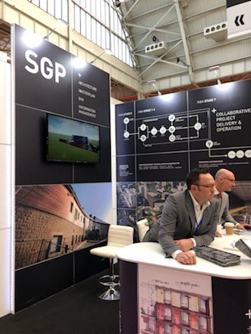 RoyViktoria's tweet photo. Second day talking BIM management through all RIBA stages with visitors from all sort of backgrounds in construction. #londonbuild2018 #SGP @JimmyBonano https://t.co/fXWrBdGPcK