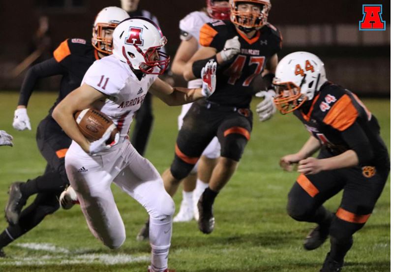 ArrowheadFB's tweet photo. There goes that man! #AsOne https://t.co/BrjXvLo7on
