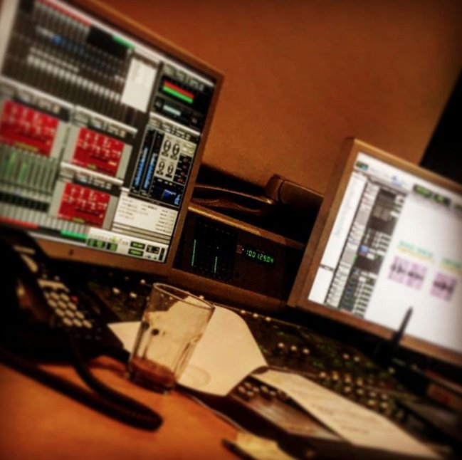 _rmtwo's tweet image. We had a great morning recording VOs with the team at @OgilvyUK #voiceovertalent #BehindTheScenes