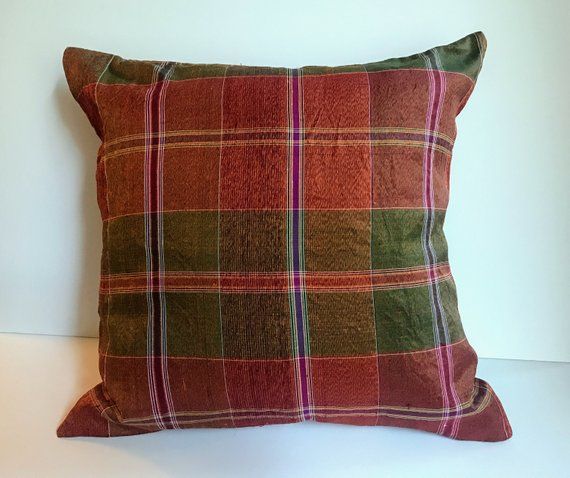 Burgundy &amp; Green Pillow Cover / Red Plaid Pillow Cover / 18 x 18 Pillow Cover buff.ly/2OBYM0e #Christmasdecor #madeinCanada #estyseller