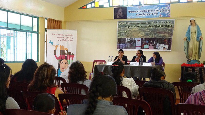 RedULAM's tweet photo. Red ULAM realizó Foro "Extractivismo, violaciones a los Derechos de las Mujeres, falta de acceso a la justicia e impunidad", el 20 de octubre en Cajamarca, Perú. Léalo en: https://t.co/Rs6rX96Jfk

#ULAM
#MujeresResistenciaLA
 #MujeresDefensorasLA
 #NOviolenciacontraDefensoras https://t.co/z62xTK4T54