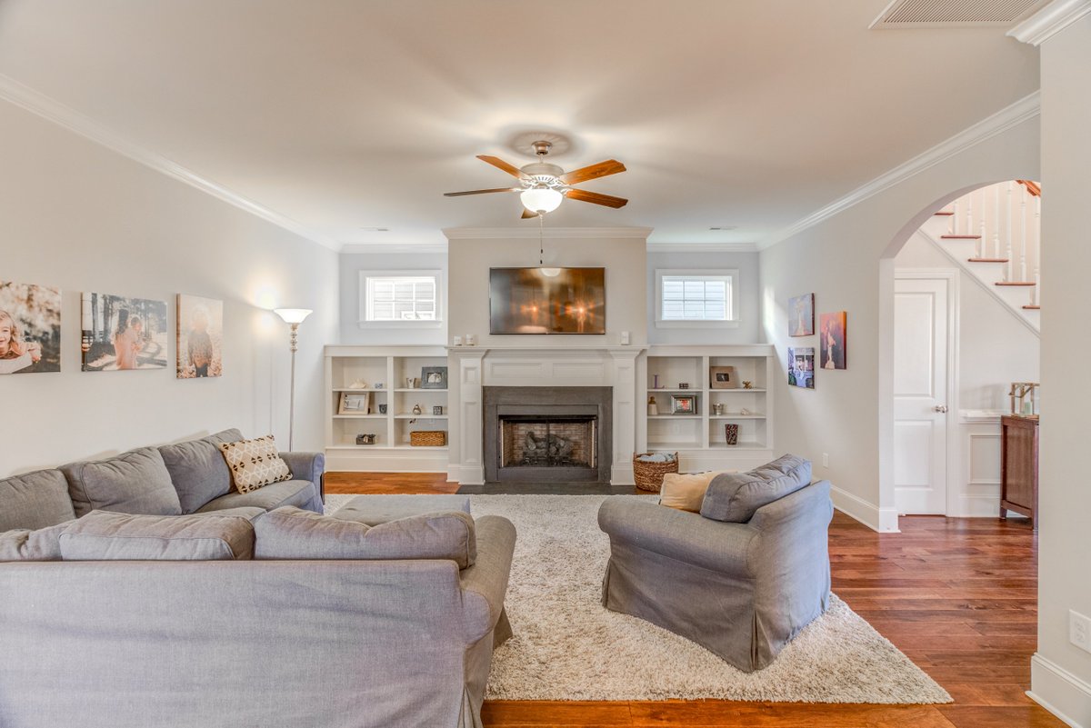 MotionPads's tweet image. Live and work where you play! Check out this gorgeous #homeforsale in #Raleigh at #RenaissancePark that we photographed. #realestatephotography #homesinmotion