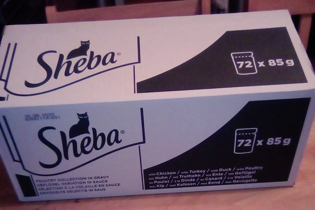 CraftEKittens's tweet photo. Next up... MUCH needed supplies of the foodie noms variety! They do love Sheba 😉👍. Should last until next month's subscription delivery... I hope ^_^ #4tcek https://t.co/CQlOIHmk8A