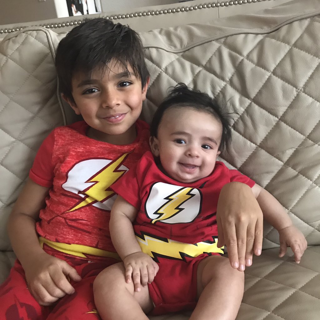 SonaDeck's tweet photo. @BigCheds My boys https://t.co/rxASCfE9Lz