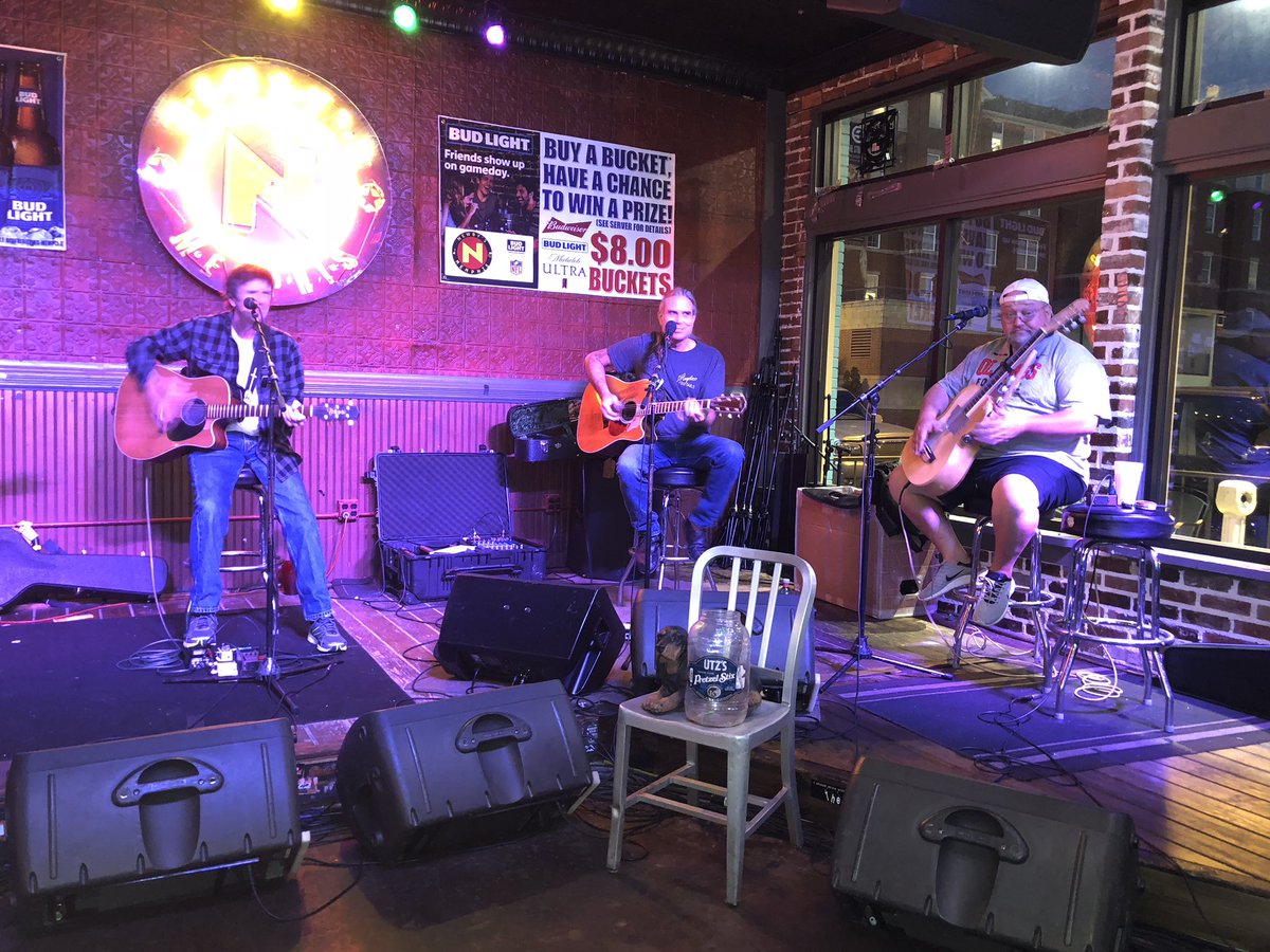Back at it! The Eddie Smith Band takes the stage at 7 p.m. tonight! Enjoy $2.50 drafts, $8 buckets, &amp; $4 wells! 🎸🍺 #SeeYouAtNewbys