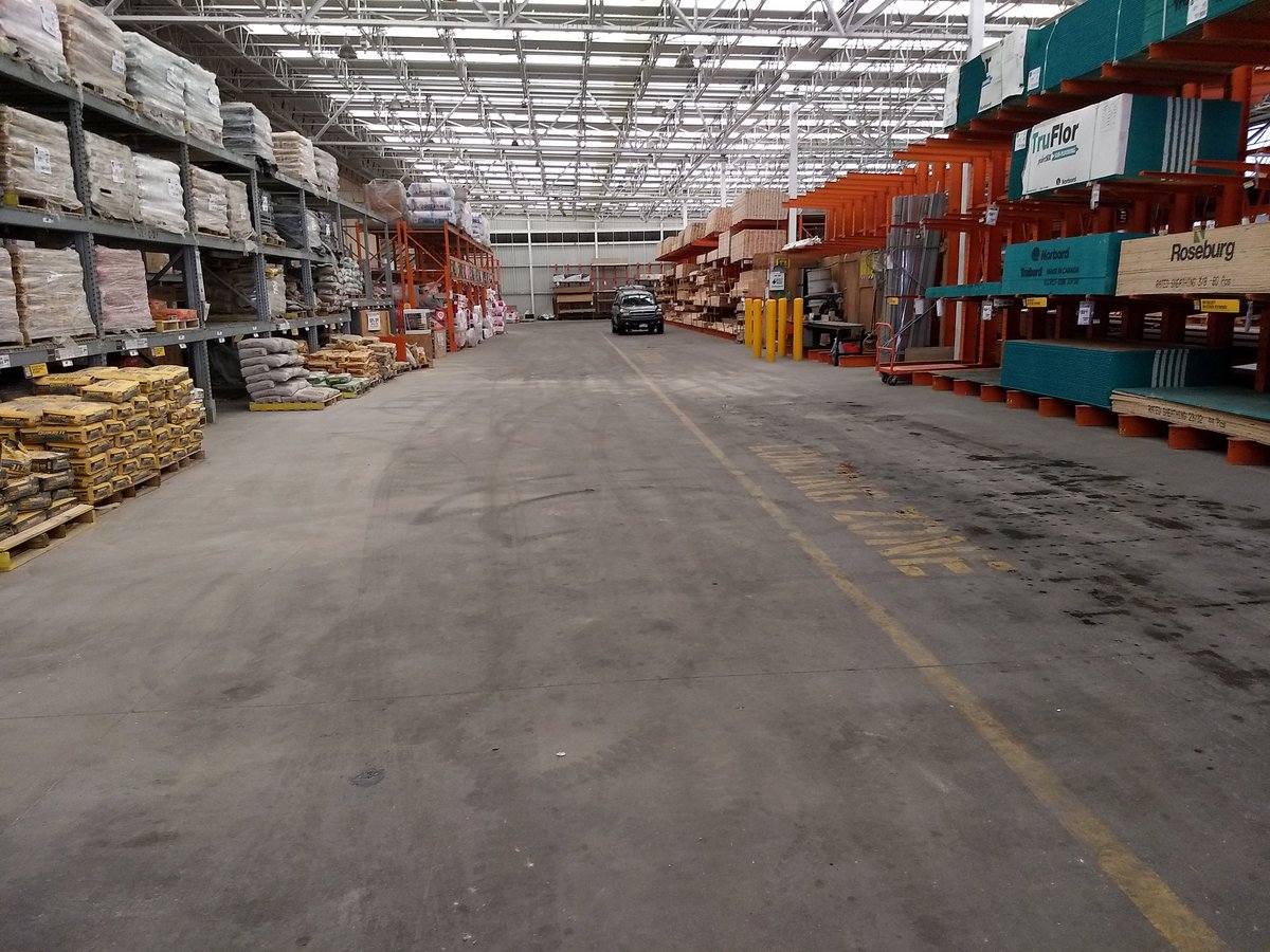 leeroth77's tweet photo. Thank you Camden at Home Depot 1545 for organizing and sweeping drive thru lumber looks great https://t.co/gJLwmex3qe