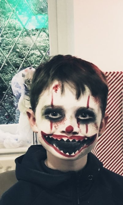 Amazing #facepainting at #woodfordbridge <a href="/diamondresorts/">Diamond</a> #diamondresorts our guests are loving the face painting  provided by @WoodfordBridge1 #Clowns #Devon #halfterm