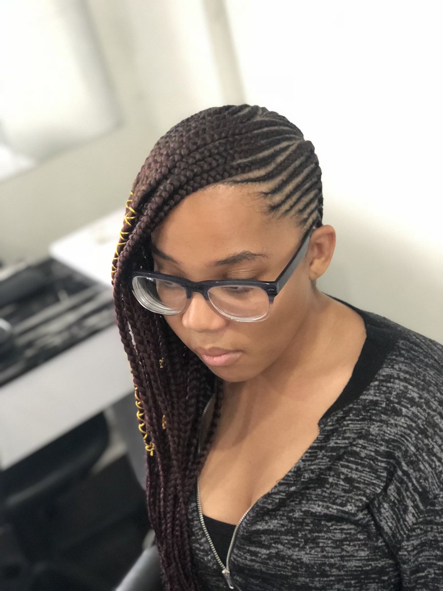Torii_Moniique's tweet photo. Lemonade Braids #BookWithTorr #TouchedByTori #IProvideTheHairAndAccessories #EverythingIncluded #RETWEET🗣 https://t.co/QOoCz3KkJ4