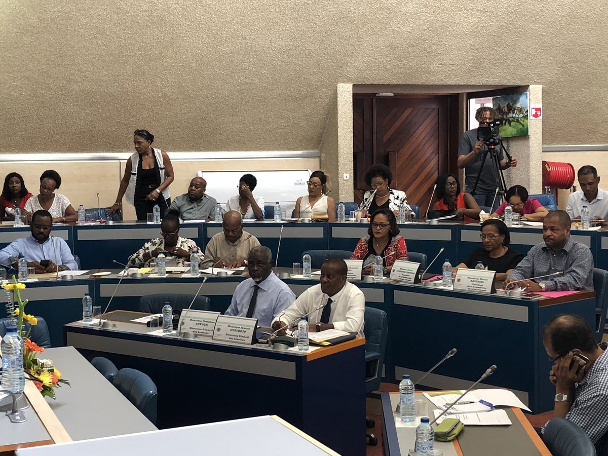 Réunion de travail et visites de terrain ce mercredi sur le territoire de la <a href="/VilledesAbymes/">Ville  des Abymes</a> pour rappeler nos engagements aux côtés du maire <a href="/EricJALTON/">JALTON Eric</a> et nos projets en faveur d’un territoire dont l’attractivité et le dynamisme sont incontestables. #actiondepartementale