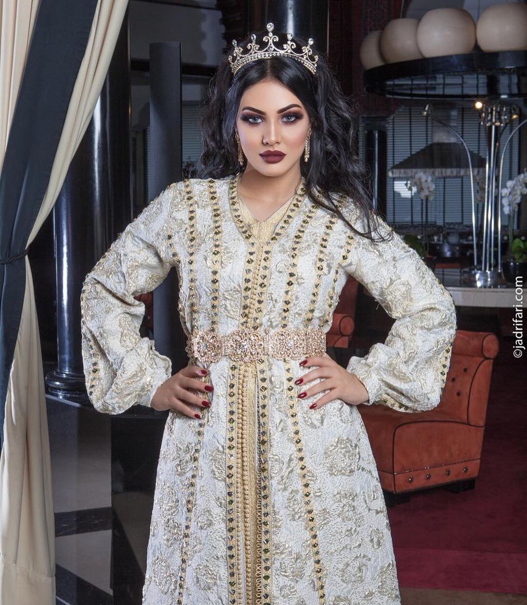IbtissamTiskat's tweet photo. Liliane magazine 
Makeup &amp; haïr jawadbingo 
Photography jadrifari 
liliane.bericolor #associationmainblanche 
#tiskat_world #ibtissamtiskat https://t.co/p1yCXTqIW4