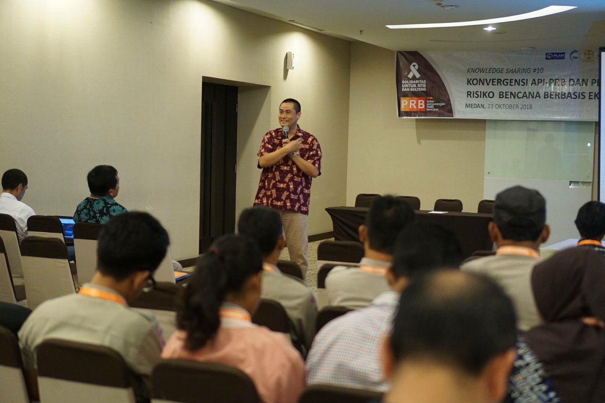 PfRIndonesia's tweet photo. Risks appraisal in a watershed area is a must because hazards will not stick only to one village or city but always linked to other places in the same watershed area, thus the integrated risk management is needed. @PfRglobal @Cordaid @BNPB_Indonesia #HariPRB2018 #DRRDay https://t.co/bO6keiNL48