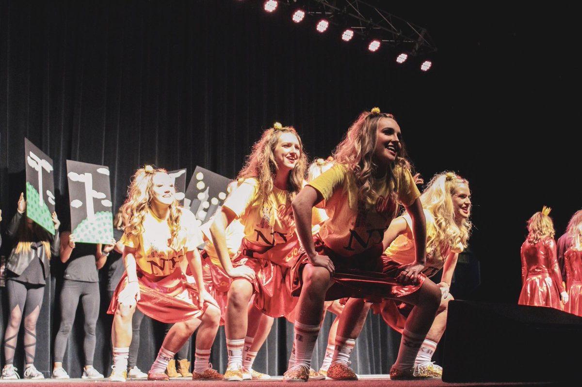 UTMChiOmega's tweet photo. Congratulations on 1st place in Lip Sync, PC ‘18! ✨🎤 https://t.co/f3evmMFoNx