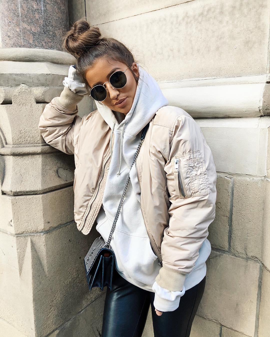 White ultimate oversized hoodie sale