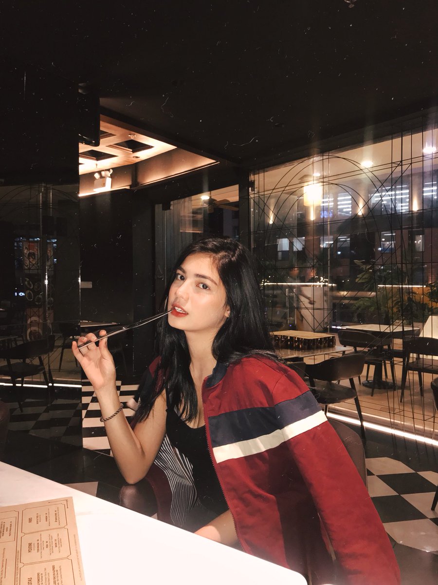 Imjanedeleon's tweet photo. Better not play with a girl like me @SurplusPH #GreatFashionFinds #GFF https://t.co/andsGcgpSB