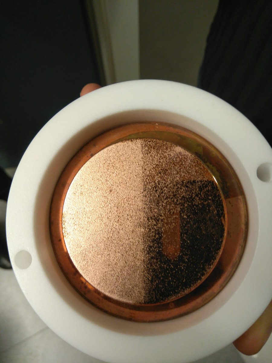 Finally! Hard work and lots of patience pays off... Looks like the theory of materials behavior under arcing developed in our group got just confirmed experimentally  by @Tonza90 and Kenza <a href="/KumpulaPhysics/">KumpulaPhysics</a> and <a href="/HIPhysics/">HIP</a>. Great news!