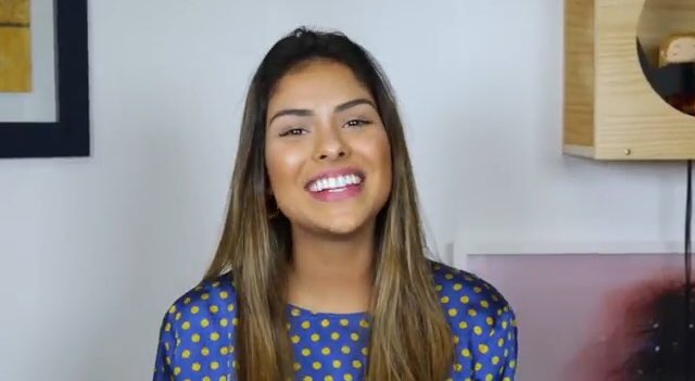 InfoMunikNunes's tweet photo. Vocês já se inscreveram no canal da Munik? Ela acabou de soltar mais um video, corram lá pra conferir. E não esqueçam de se inscrever, deixar o like, comentar e ativar o sininho 💕💛
https://t.co/yTZ98POYlh via @YouTube https://t.co/R2jFK7KUze