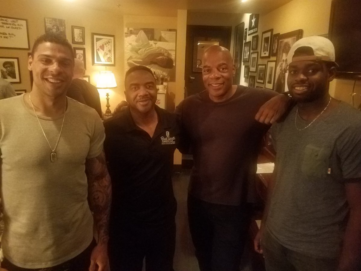 Andre Smith tweet media