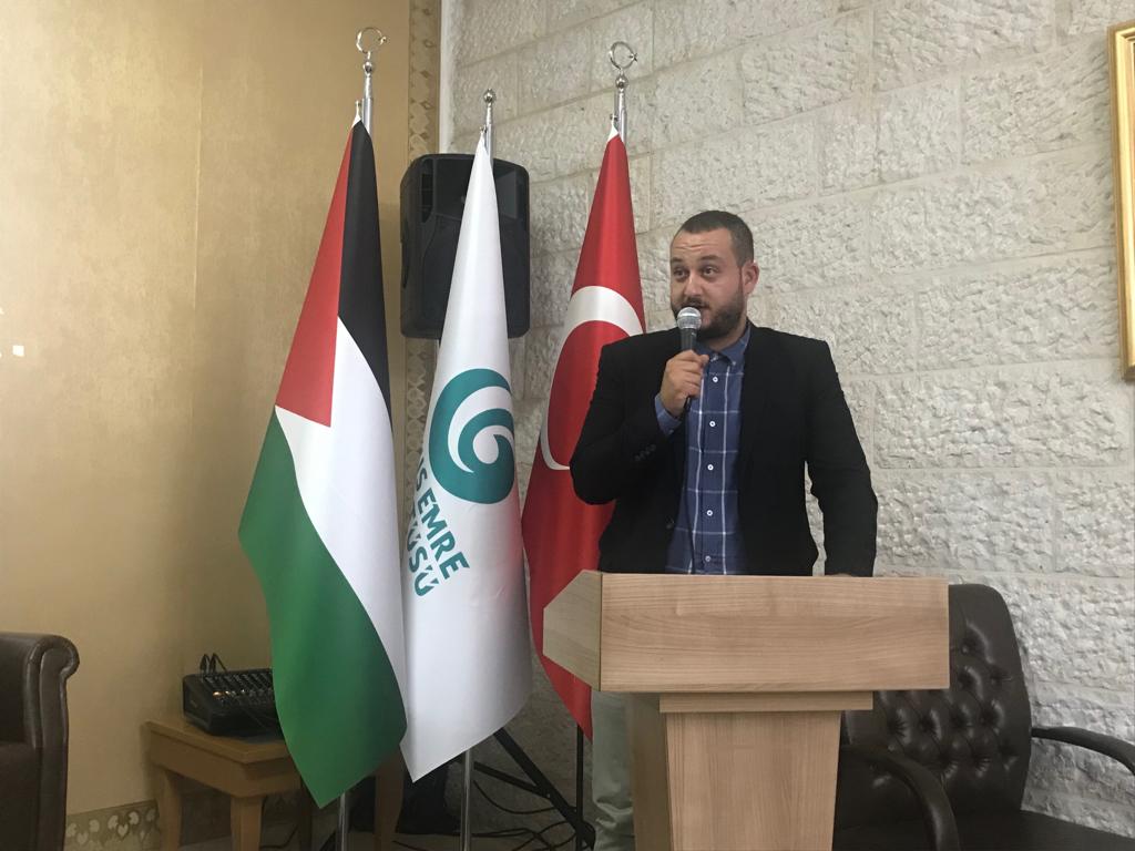 kudusyetkm's tweet photo. Filistin Kültür Bakanlığı tarafından edebiyat ödülüne layık görülen Muhammed Alluş, Muhammed Delle ve Usame Nassar ile Çağdaş Arap Edebiyatından seçkin örnekler @RamallahYetkm'de şiir severlerle buluşmuştur. https://t.co/ZcU74gWbeE