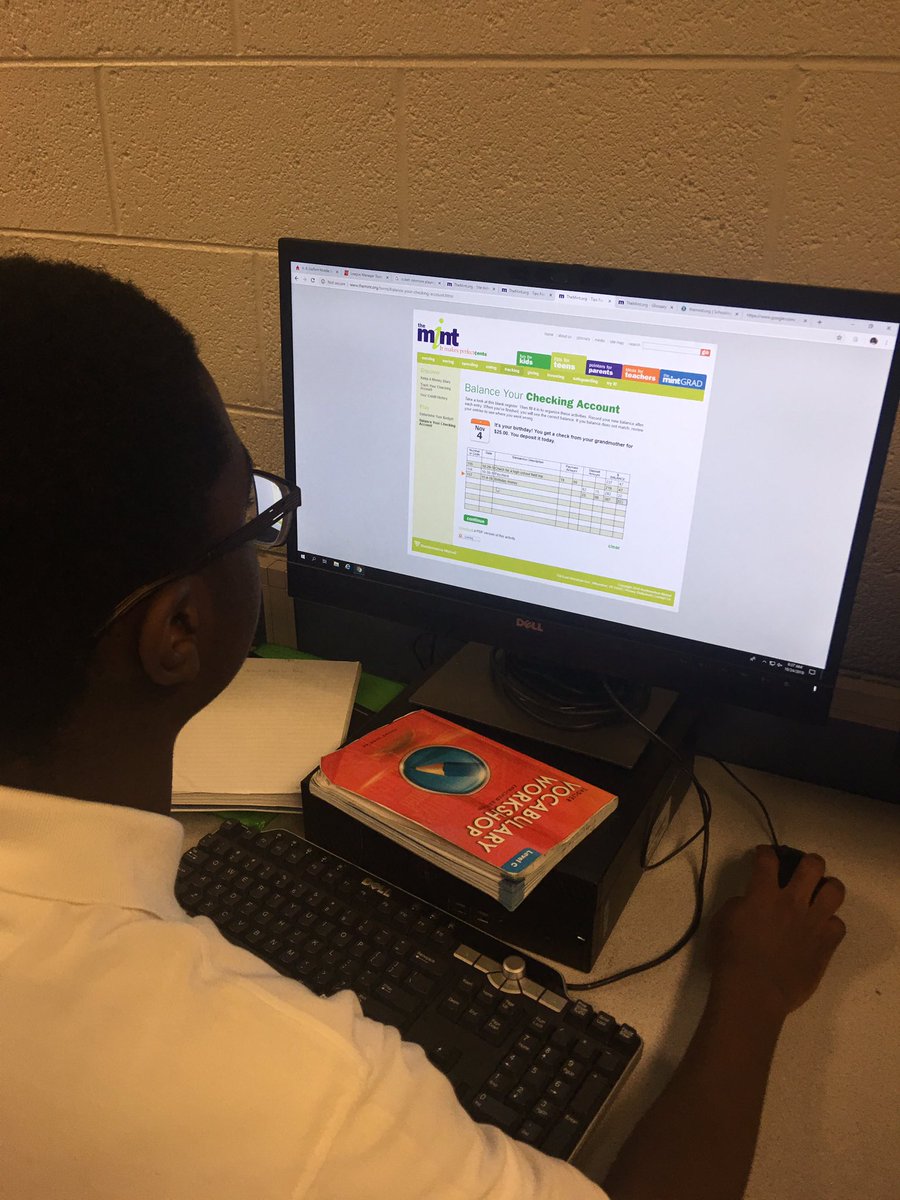 MrsBeckTech's tweet image. 8th Grade is all about Finance. The students have started to write checks and track their expenses in their check registers. #FinancialSmart
