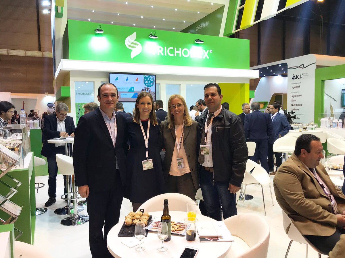 DextraNews's tweet photo. David de Boet and Ana Santillana at Trichodex stand at the Fruit Attraction in Madrid.
@BoetDavid @santillana_ana @trichodex_es #dextrainternational #trichodex #agrochemicals #agriculture #cropprotection #agribusiness #FruitAttraction #FruitAttraction10years #FruitAttraction2018 https://t.co/xNPltsUvCt