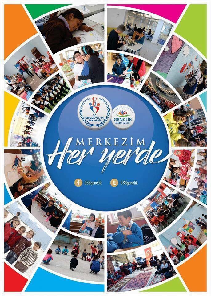 #OkulTemsilcilerimiz yeni dönem kulüp ve atölyelerimizi arkadaşlarına aktarmak için kolları sıvadı bile.Önce panomuz yapıldı sonra tek tek sınıflara girilip etkinliklerimiz hakkında bilgiler verildi.En güzel haber ise merakla ışıldayan gözlerin ailemize katılacak olması 😉