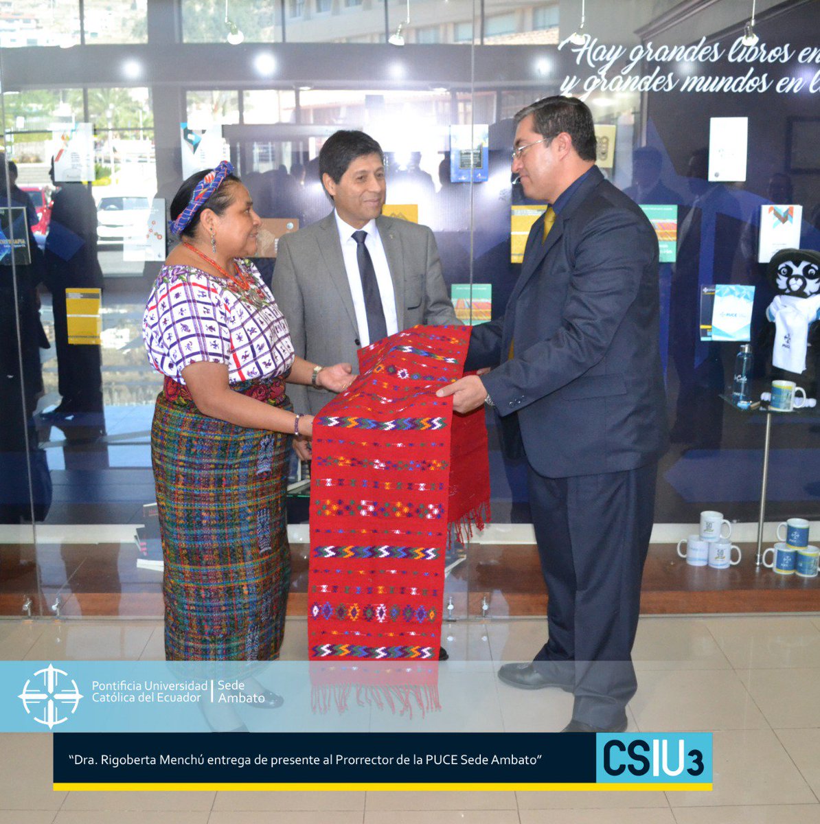 pucesedeambato's tweet photo. La PUCE Sede Ambato se complace con la presencia de la Dra. Rigoberta Menchú, Premio Nobel de la Paz
#CSIU3 #PUCESA #DejaTuHuella #TúTambiénPuedesHacerlo #SoyDeLaCato #Ambato https://t.co/sk7T1PK5mD