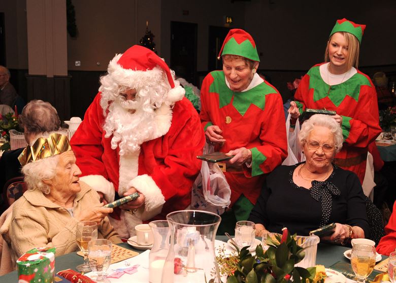 oc_kirklees's tweet image. PLS RT Do you know a community group in Kirklees, offering a free Christmas lunch to the elderly this December? We have potential funding to help with costs. Please get in-touch and lets reduce isolation..