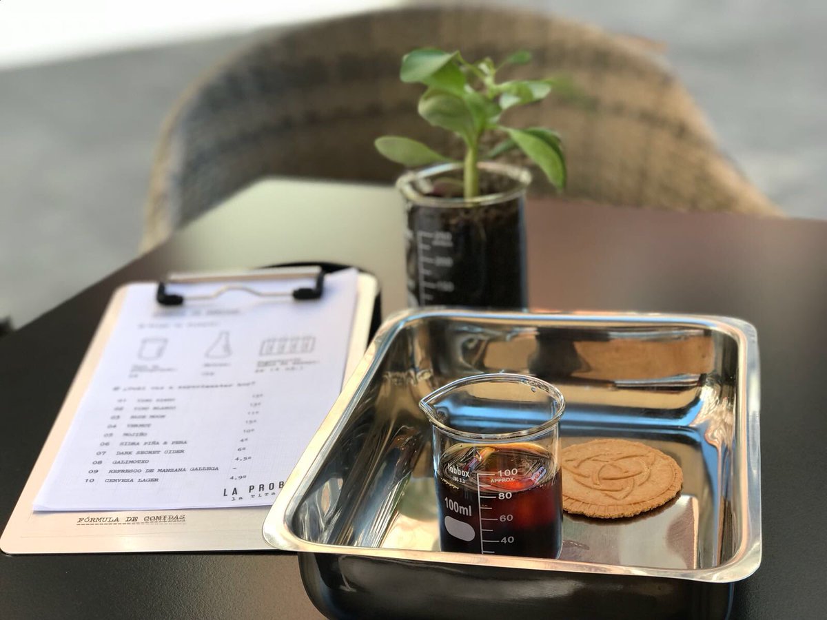 LaTitaRivera's tweet photo. Si te quieres tomar un café en @laprobeta_ (en instagram), el laboratorio de innovación de @latitarivera tenemos uno muy muy muy especial. El #coldbrewcoffe, ¡pruébalo! https://t.co/wEQl4mIuXs