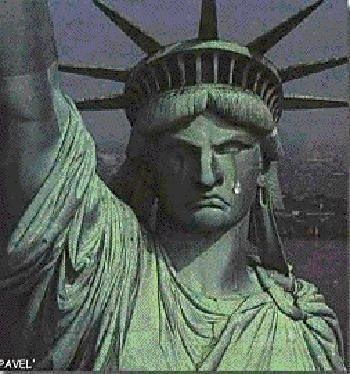 brettdbennett's tweet image. “...Send these, the homeless, tempest-tost to me, I lift my lamp beside the golden door!” 
America, what’s happening to you?
#LivesNotLies #ShameOnUS