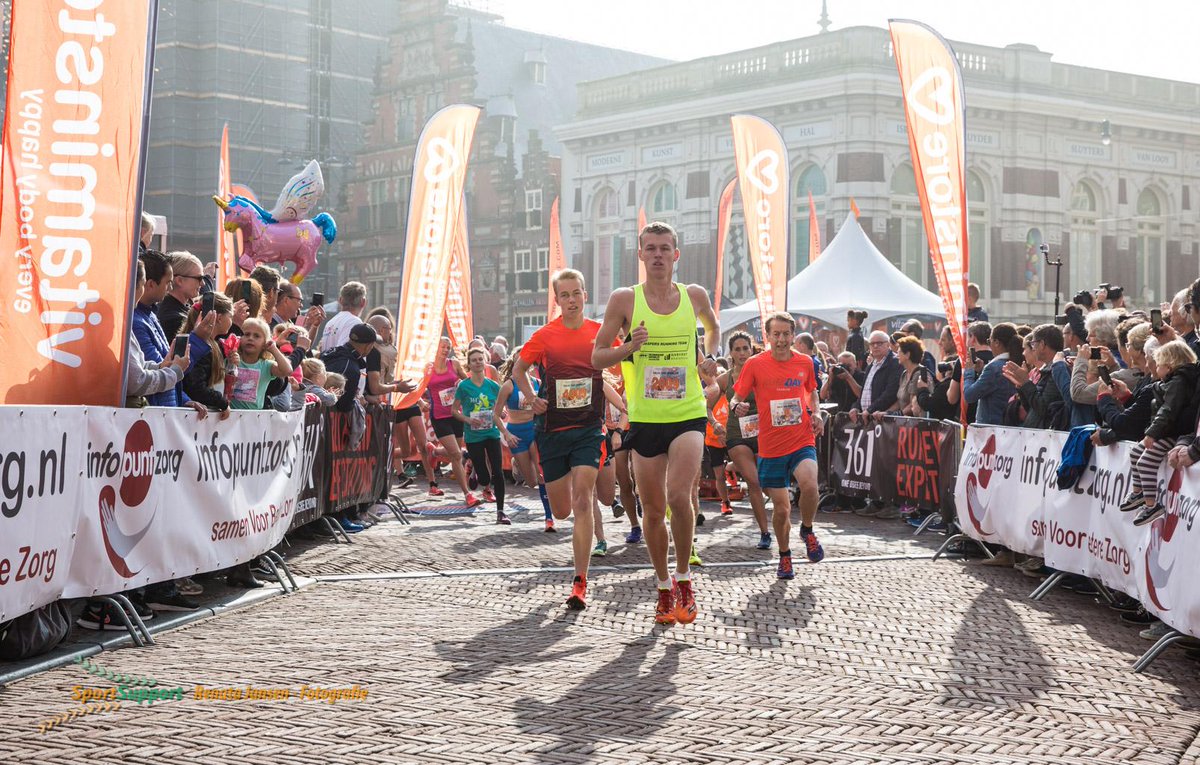 haarlem's tweet photo. Bewegend naar een baan SportSupport begint met een nieuw project waarin ze werkelozen, door middel van het volgen van een hardlooptraining in combinatie met een sollicitatietraining, verder helpen op de arbeidsmarkt. https://t.co/YkMsaPNDHO https://t.co/KeQwZIC9jZ