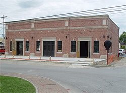 CarmelBruce's tweet photo. Itโs not all big projects that are defining Carmelโs redevelopment.#Burgerhaus building prior and recent. #CarmelIN. https://t.co/OmPCbFJvyd