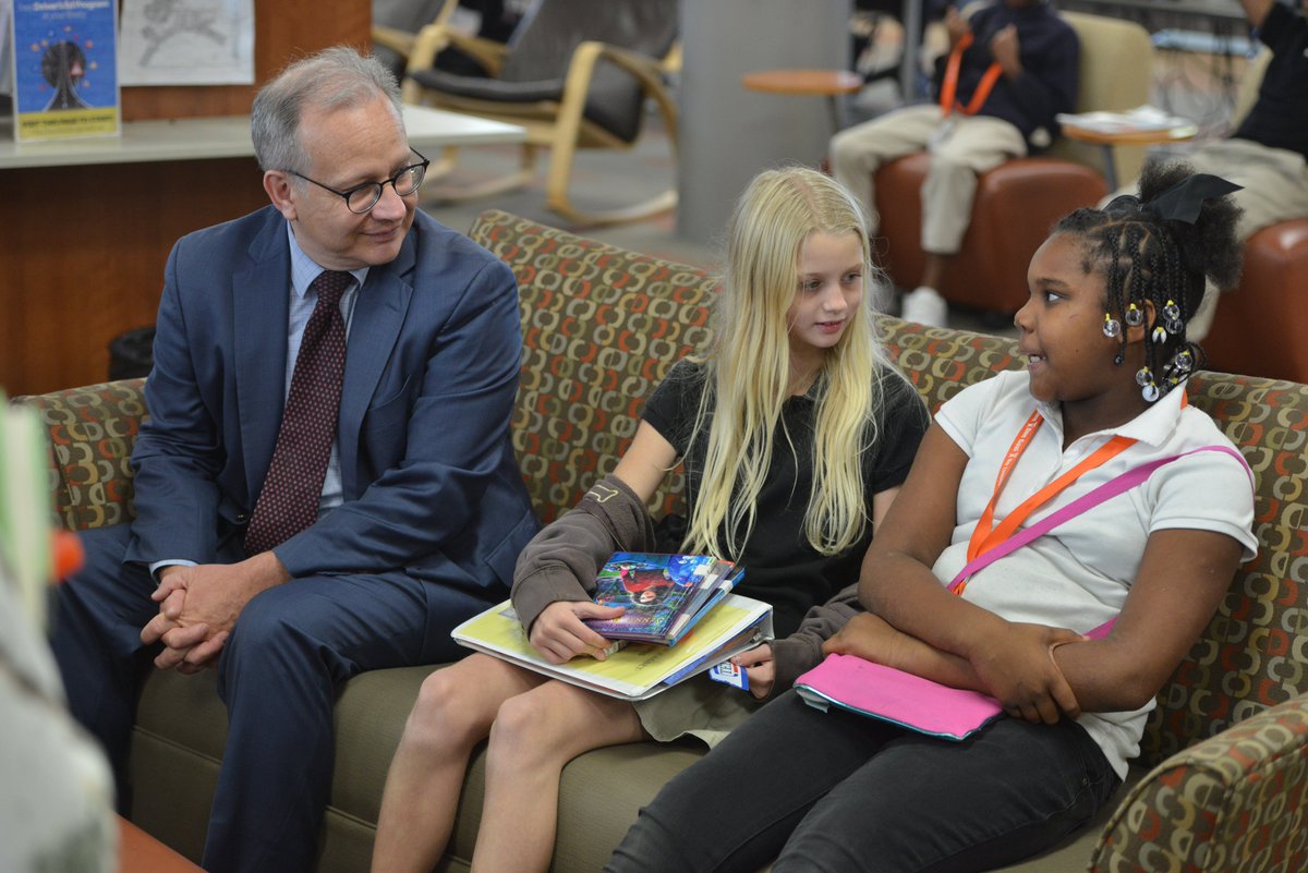 DavidBriley's tweet image. "Mr. Mayor, do you get to wear whatever you want to work?" I enjoyed answering this question, and many others, this morning as #PrincipalForADay at @StratfordSTEMLC. Thank to Dr. Wallace and PENCIL for organizing this great event!