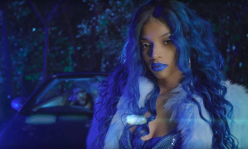 singersroom's tweet photo. In the music video for her latest single, "Do or Die," Atlanta singer #MicahBlu steals her parents' Bentley, scoops her man, and hit the road for a night of quality time and flirtatious behavior. @micahblu_ https://t.co/9Pm5AmjWif https://t.co/nSmblhRVqX