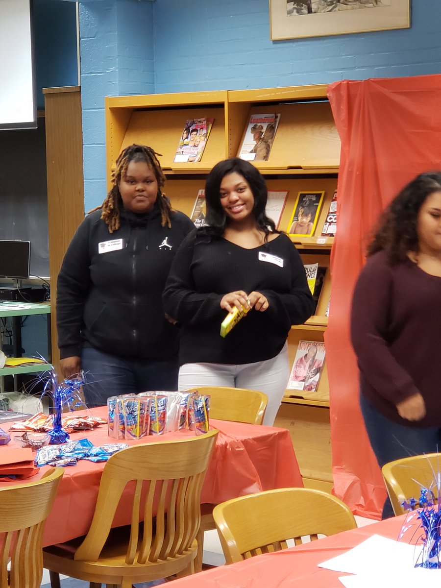 MrsBranch_DCPS's tweet photo. ND Seniors in action! #MDCAC #beREADY https://t.co/x6EN1AossG
