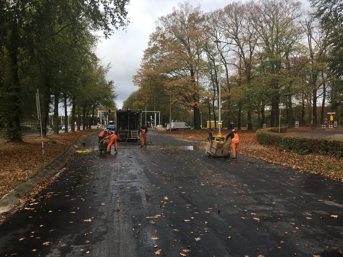 MaikelWelmers's tweet photo. Amsterdamseweg @gemeentearnhem ligt er weer klaar voor #asfalt #sma #warminwarm @Roelofsgroep tot morgen https://t.co/bYjWW7zAoF