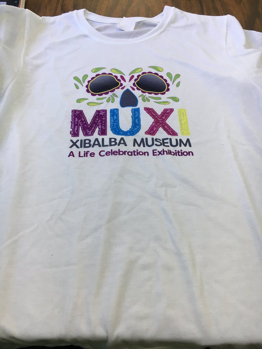 VERO_MIER's tweet image. Un regalito de #muxi museo de Xibalba