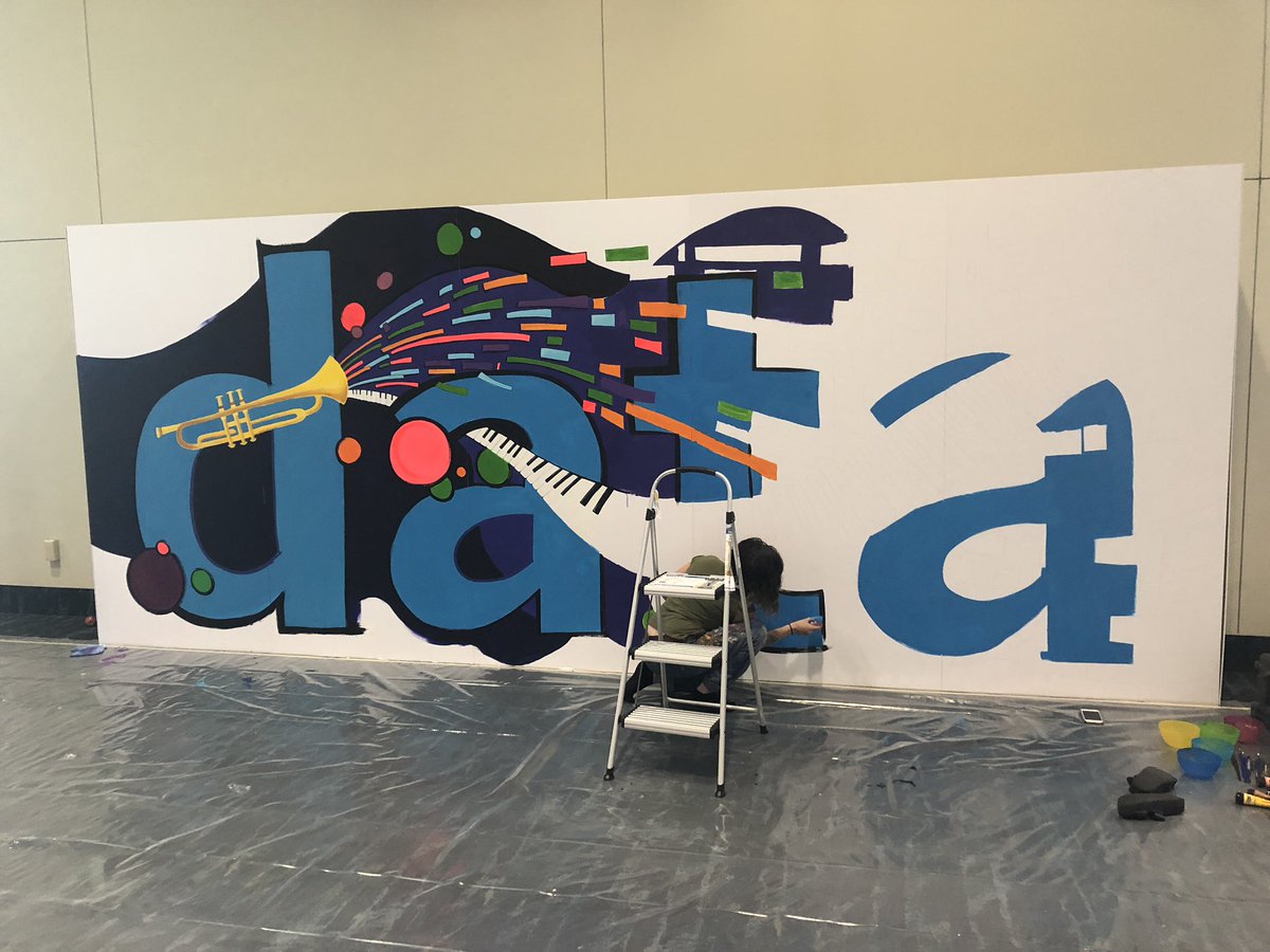 nvaziri's tweet photo. Blending music, art and analytics at Tableau Conference 2018 New Orleans #TC18 https://t.co/AidclXyeHN