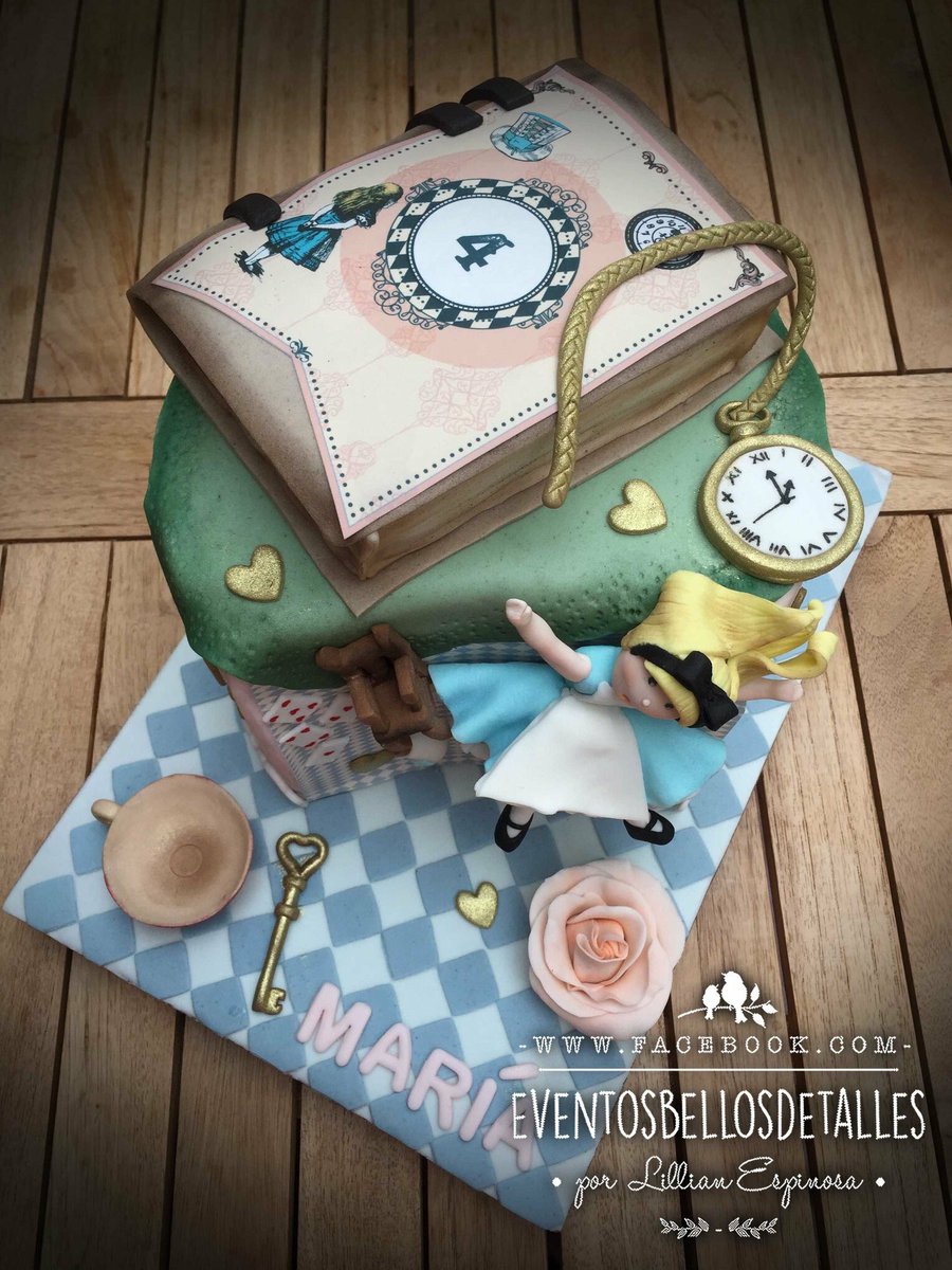 liespi05's tweet photo. Pastel de Alicia en el Pais de las Maravillas.   🙂 Encuentra más fotos en mi página : https://t.co/vAzSV3i5LN https://t.co/15qmqs0dXV