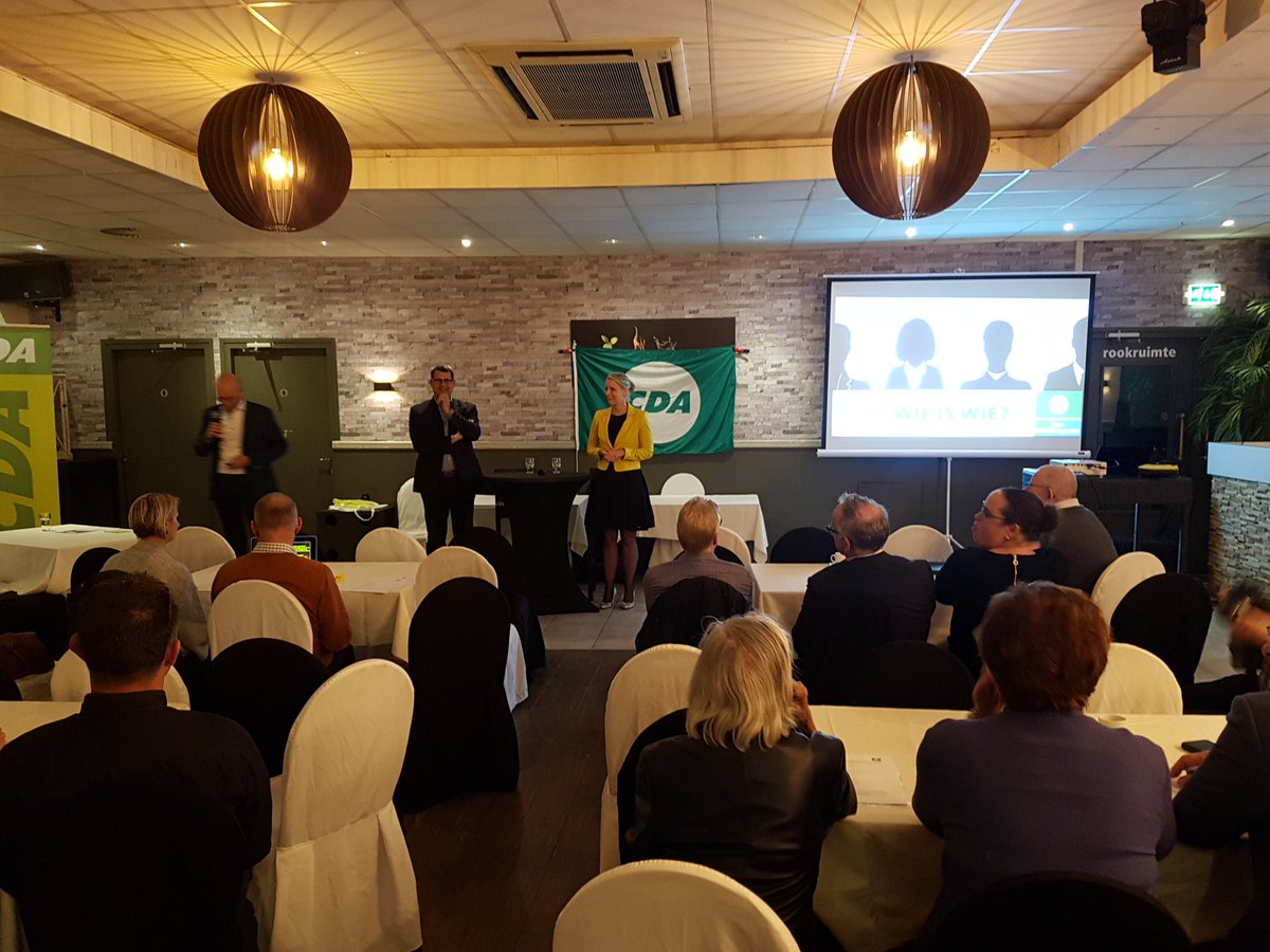 Top avond: <a href="/ErikRonnes/">Erik Ronnes</a> en @MarianneCDA op bezoek in de gemeente gestel en in gesprek over o.a. woningbouw, het platteland en zorg.