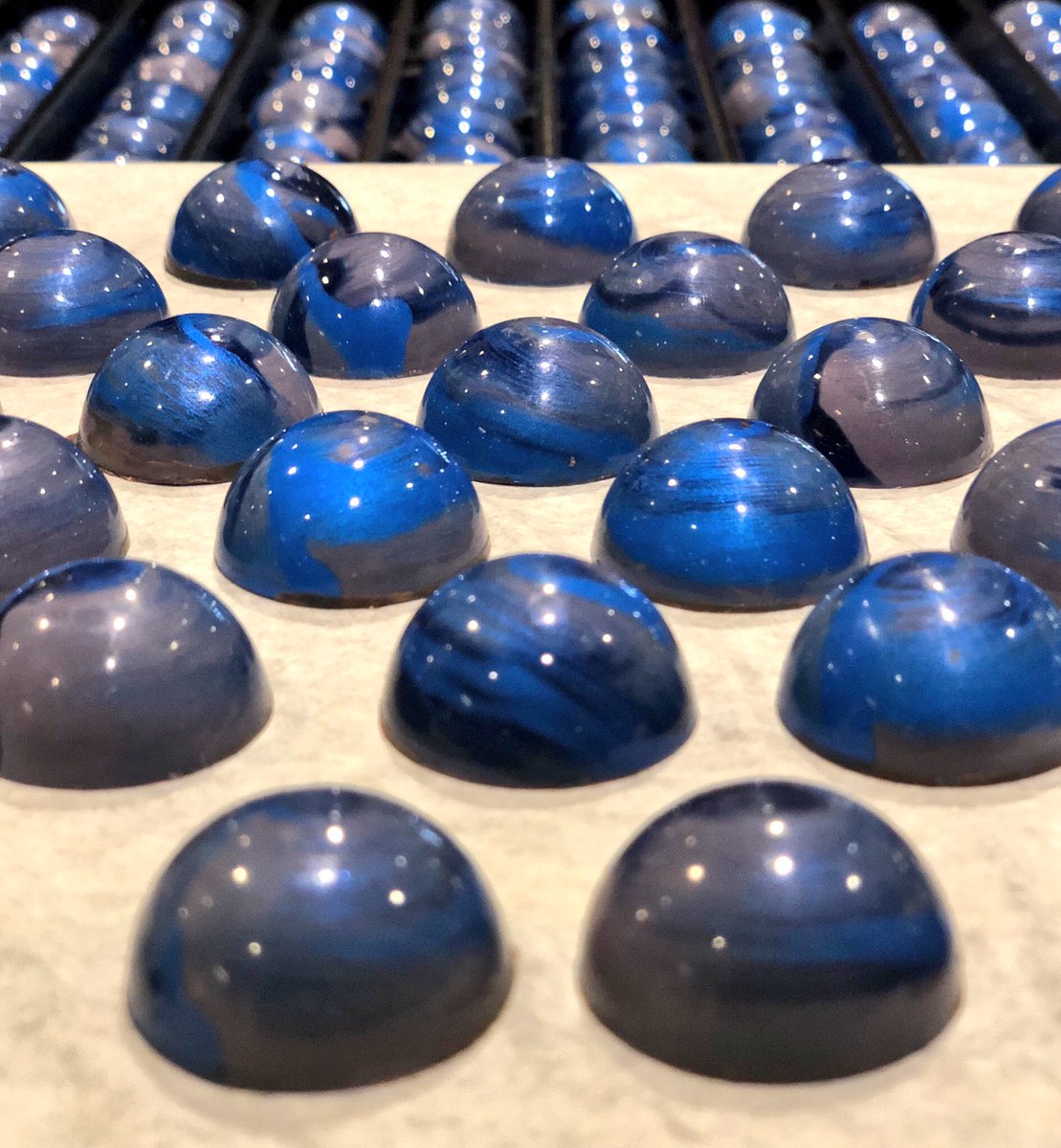 Thank you <a href="/one65sf/">ONE65 San Francisco</a> for coming to Twitter and serving these amazing salted caramel truffles! #ONE65TakesTwitter #nofilter