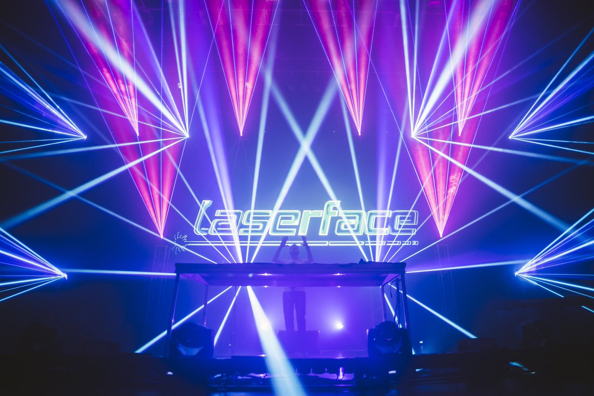 Laserface_'s tweet photo. ONE MONTH until #DreamstateSoCal weekend!🤩💥

Who’s joining us?! 👊#LaserfaceLA

Photo: @aarongarciafoto at #LaserfaceLV https://t.co/D400pOQo57