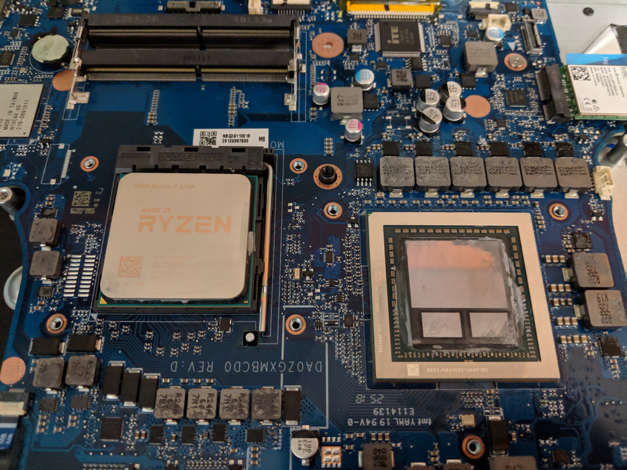 DqSaz2IUUAEs8ML.jpg:large